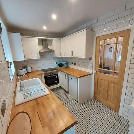 Lovely 1 Bed House In Largs, North Ayrshire Bagian luar foto