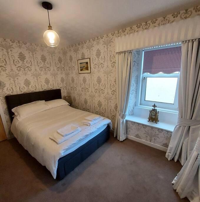 Lovely 1 Bed House In Largs, North Ayrshire Bagian luar foto